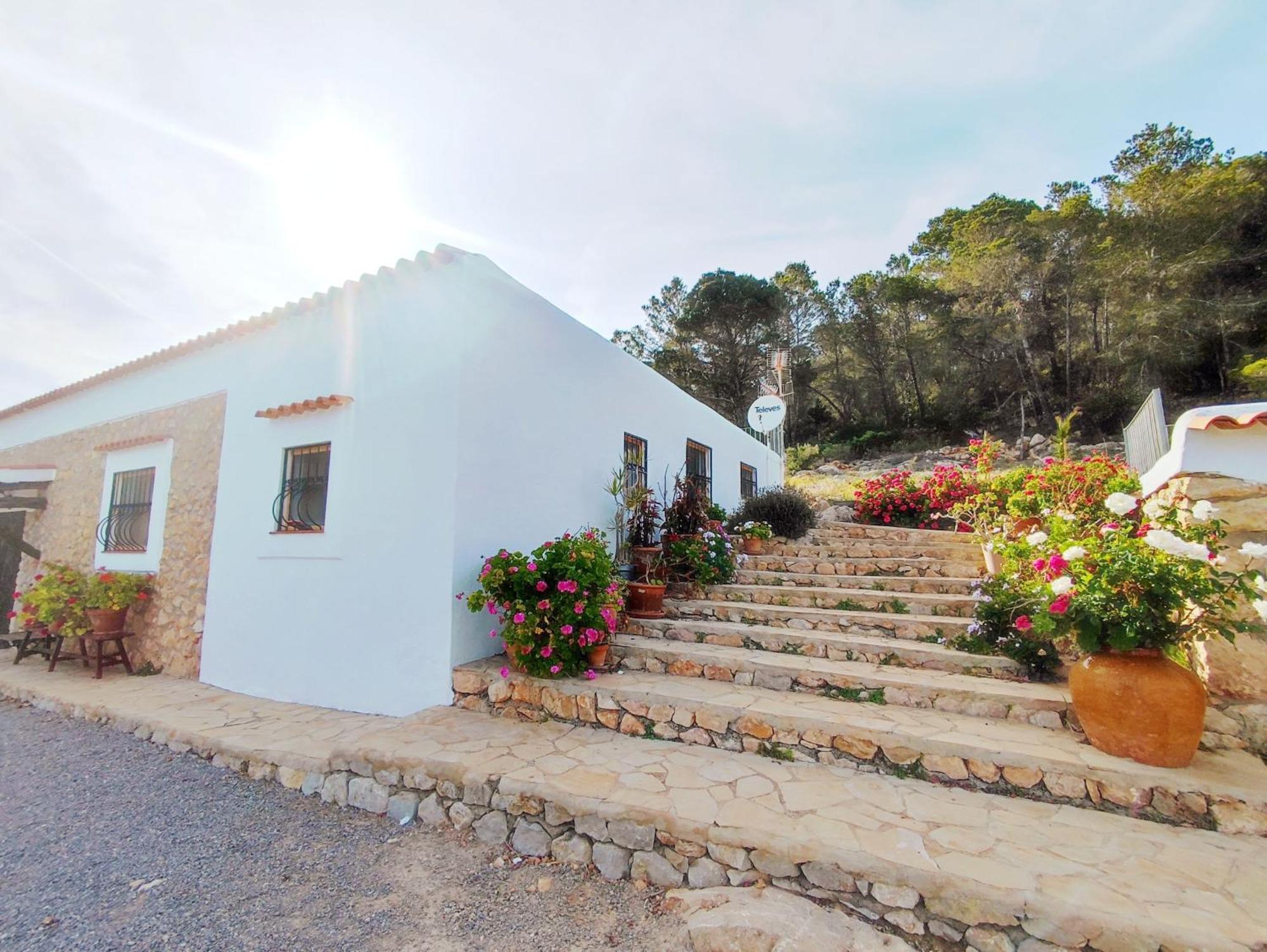 Casa Can Lluc Con Piscina, Jardin Y Vista Al Campo Sant Miquel de Balansat Eksteriør billede